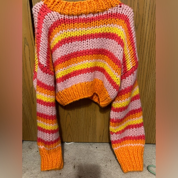 Belmont stripped Cropped sweater Orange, Pink, Yellow, Red - Picture 3 of 12